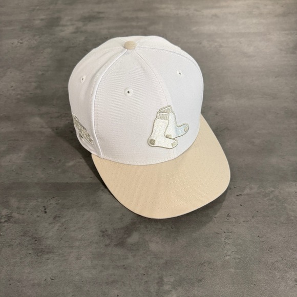 New Era Other - Boston Red Sox New Era Hat Mens 7 1/8 59FIFTY White Beige Tan MLB Baseball EUC